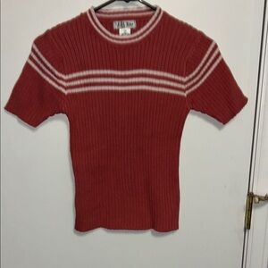 Kiss You  girls vintage Ribbed Short Sleeve Sweater size M